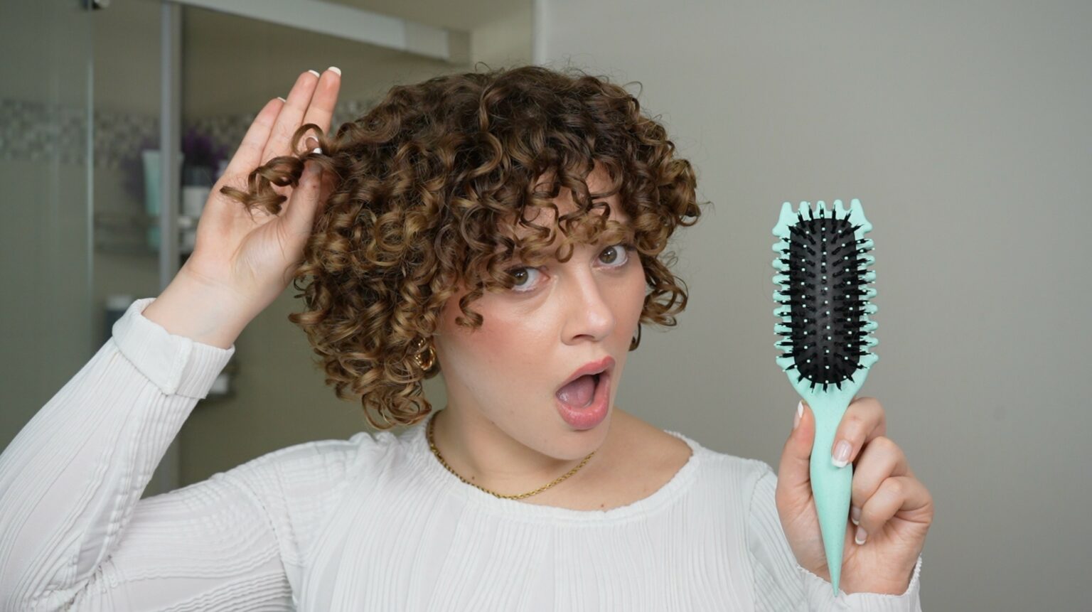 Official Site - Manes by Mell